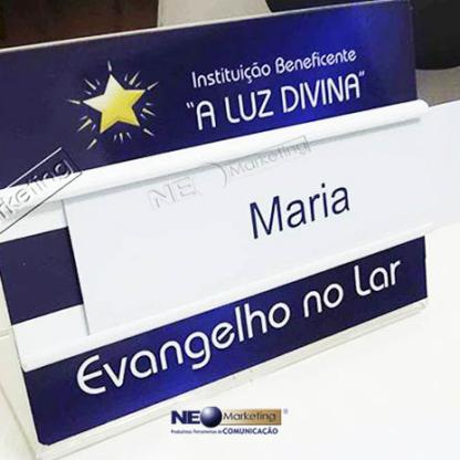 Display de mesa com trilho