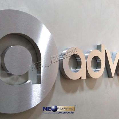 Letra Caixa em Aço Inox para Recepção