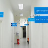 Placa Indicativa Corredor de Clínica - FOTO 16